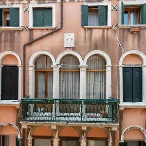 San Polo Canal View By Wonderful Italy Апартаменты