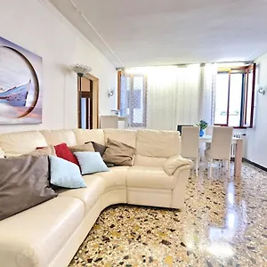 Appartement Life, Venise